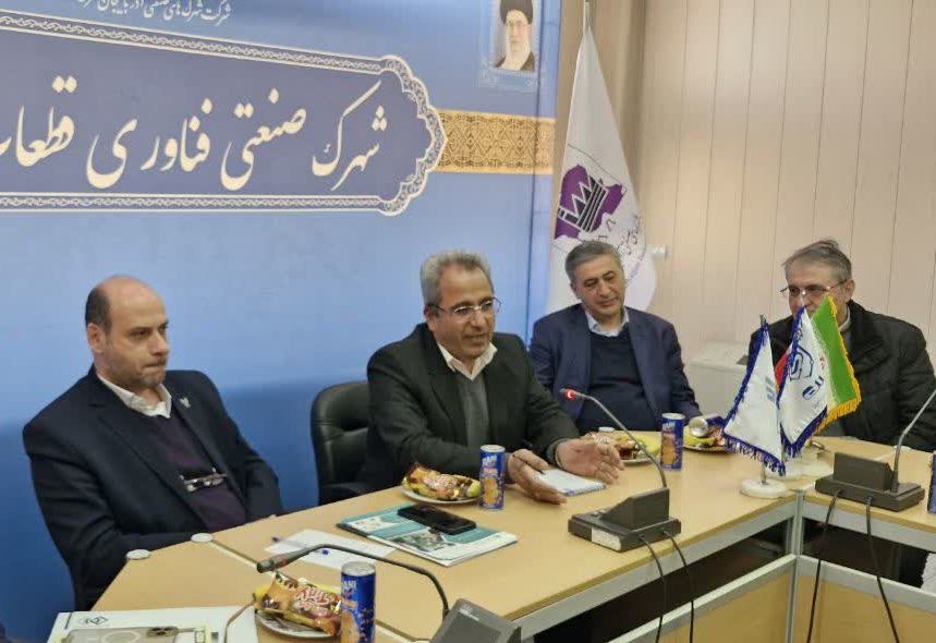 انعقاد تفاهم‌نامه همکاری شرکت شهرک‌های صنعتی استان آذربایجان شرقی با دانشگاه آزاد تبریز/ ایجاد ارتباطی تنگاتنگ با دانشگاه برای تحول بخش صنعت