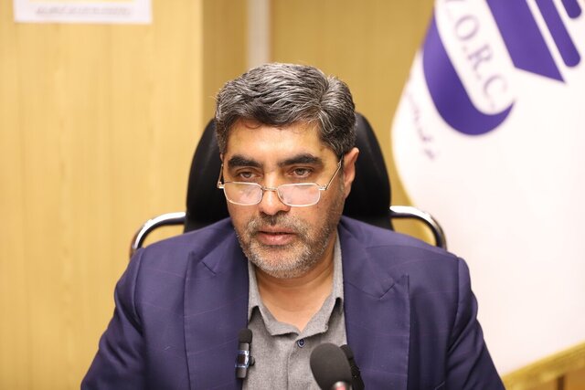 ضرورت تبدیل وضعیت کارگران و کاهش قراردادهای موقت/ صدای کارگران باید شنیده شود