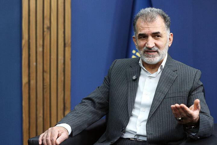 تحلیل عملکرد رسانه‌ها در جنگ با اکبر نصراللهی
